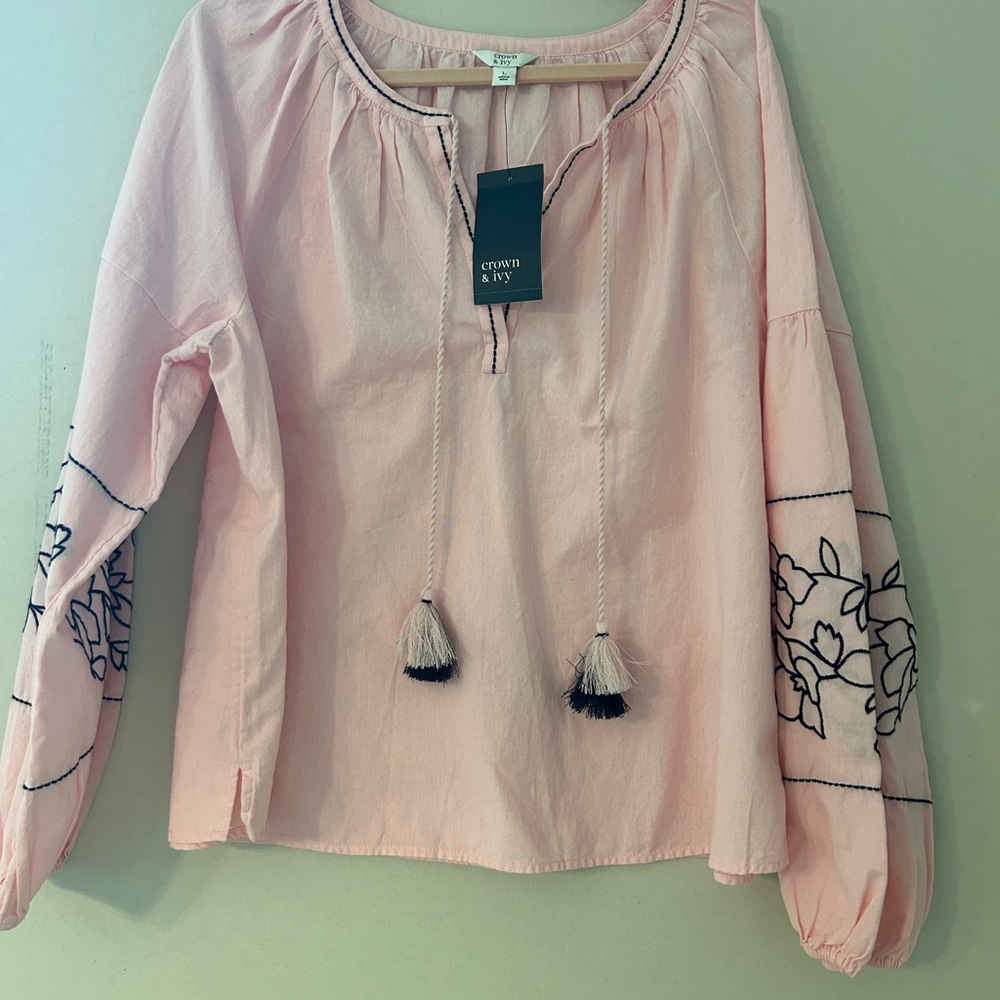 Crown & Ivy Light Pink Floral Embroidered Blouse